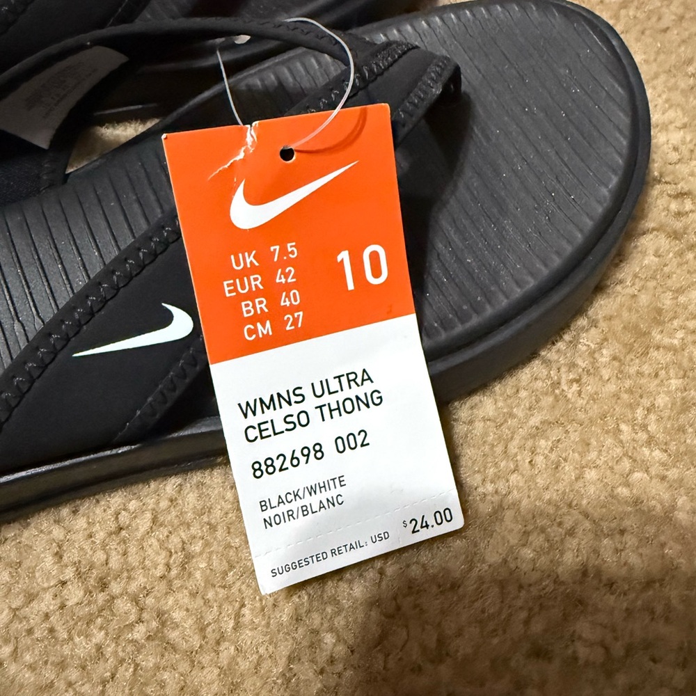 Nike Black and White Celso Thong Sandals - Picture 2 of 3